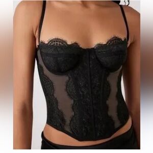Worn once urban outfitters Elegant Black Lace Bustier size small